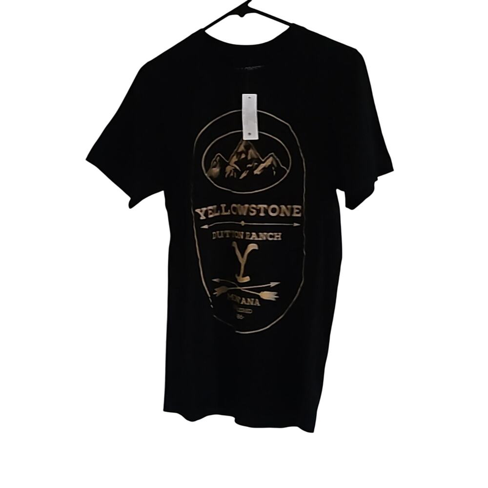 Paramount Yellowstone Dutton Ranch  black and yellow t-shirt Size Small